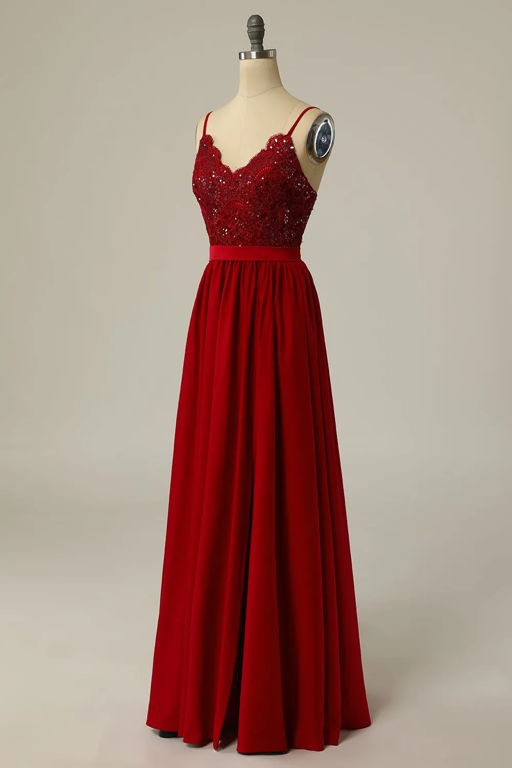 Abito da ballo lungo bordeaux con pizzo di perline