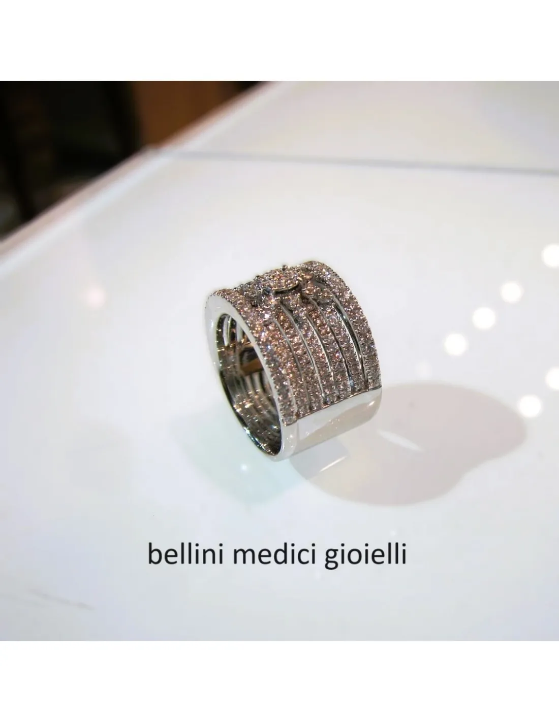 Anello a fascia in oro bianco e brillanti GIORGIO VISCONTI