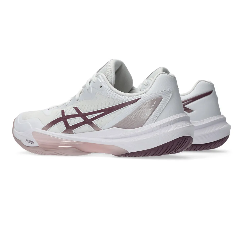 Asics Sky Elite FF 3 per donna Scarpe per campi al chiuso - AW24