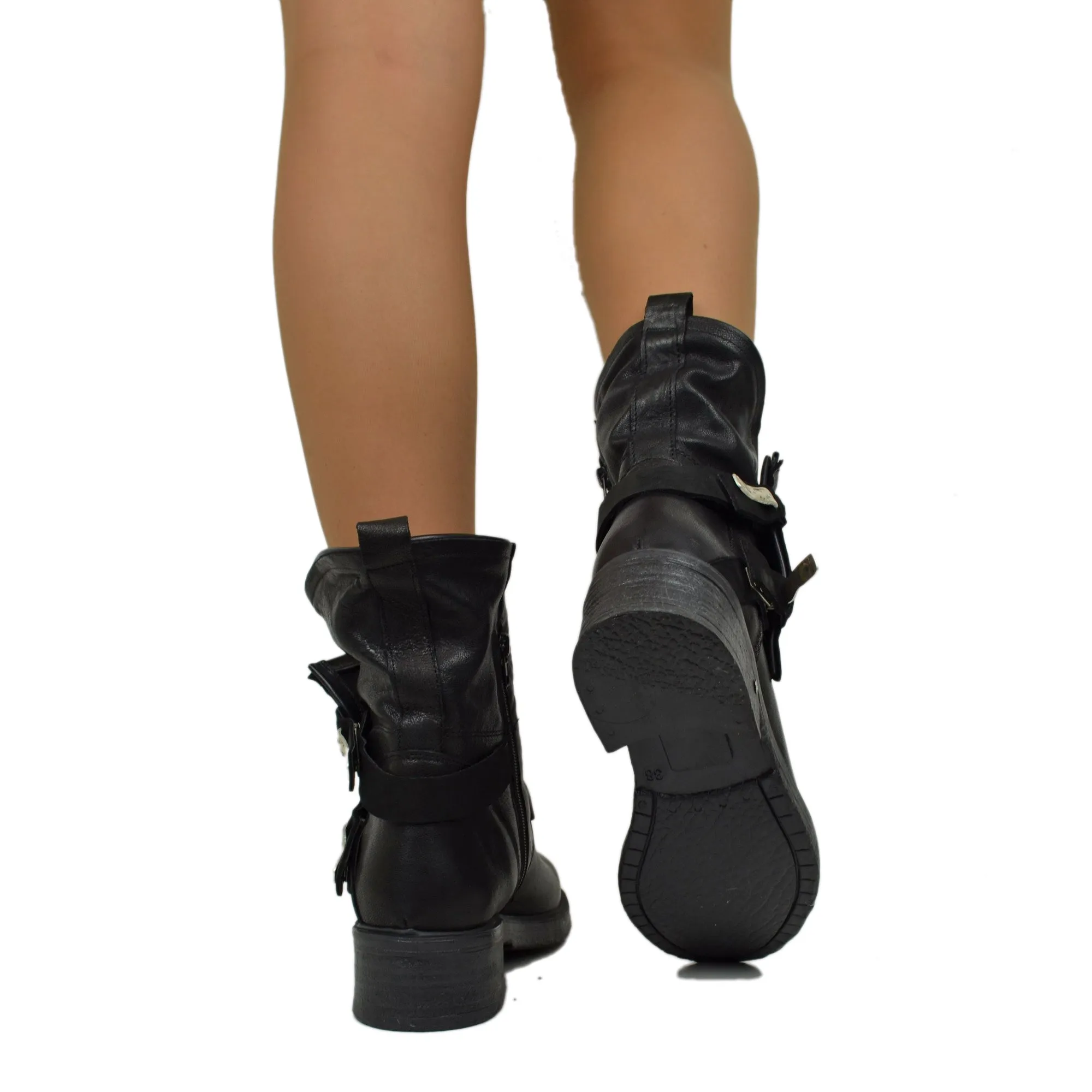 Biker Vera Pelle Nera Effetto Washed Caviglia Ampia Fondo Gomma