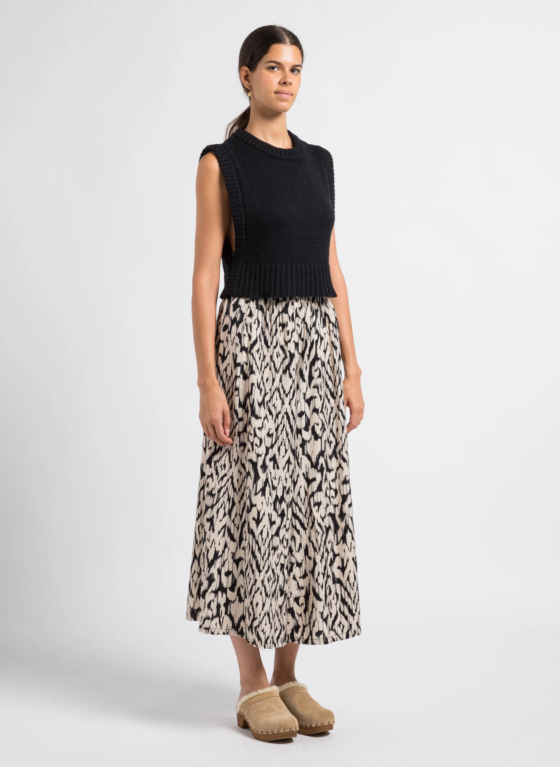  BOSABO   CARLIE - Sabot imbottiti in pelle scamosciata | Beige