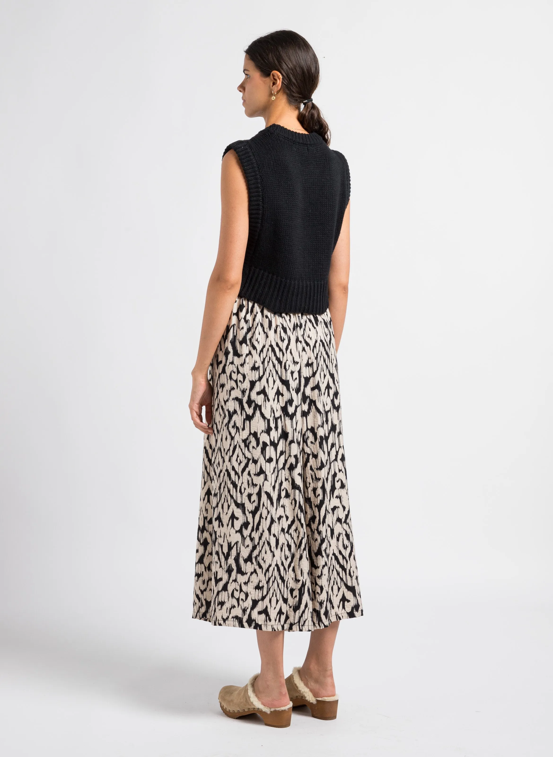  BOSABO   CARLIE - Sabot imbottiti in pelle scamosciata | Beige