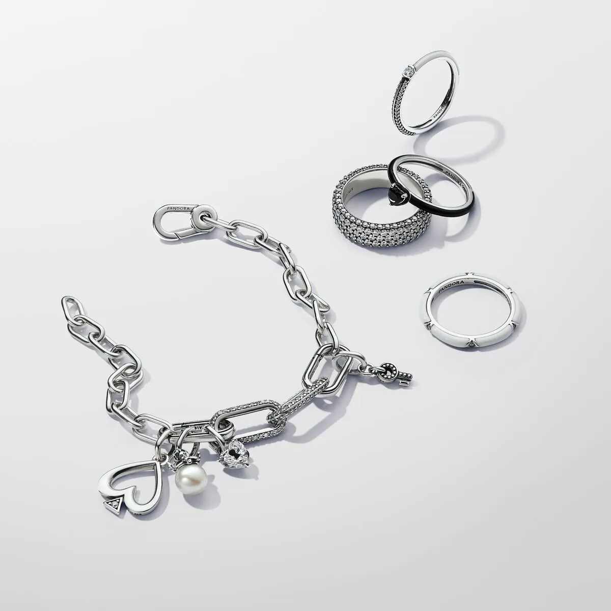 Charm Pandora Mini Pendente Cupid Pandora ME 793108C01