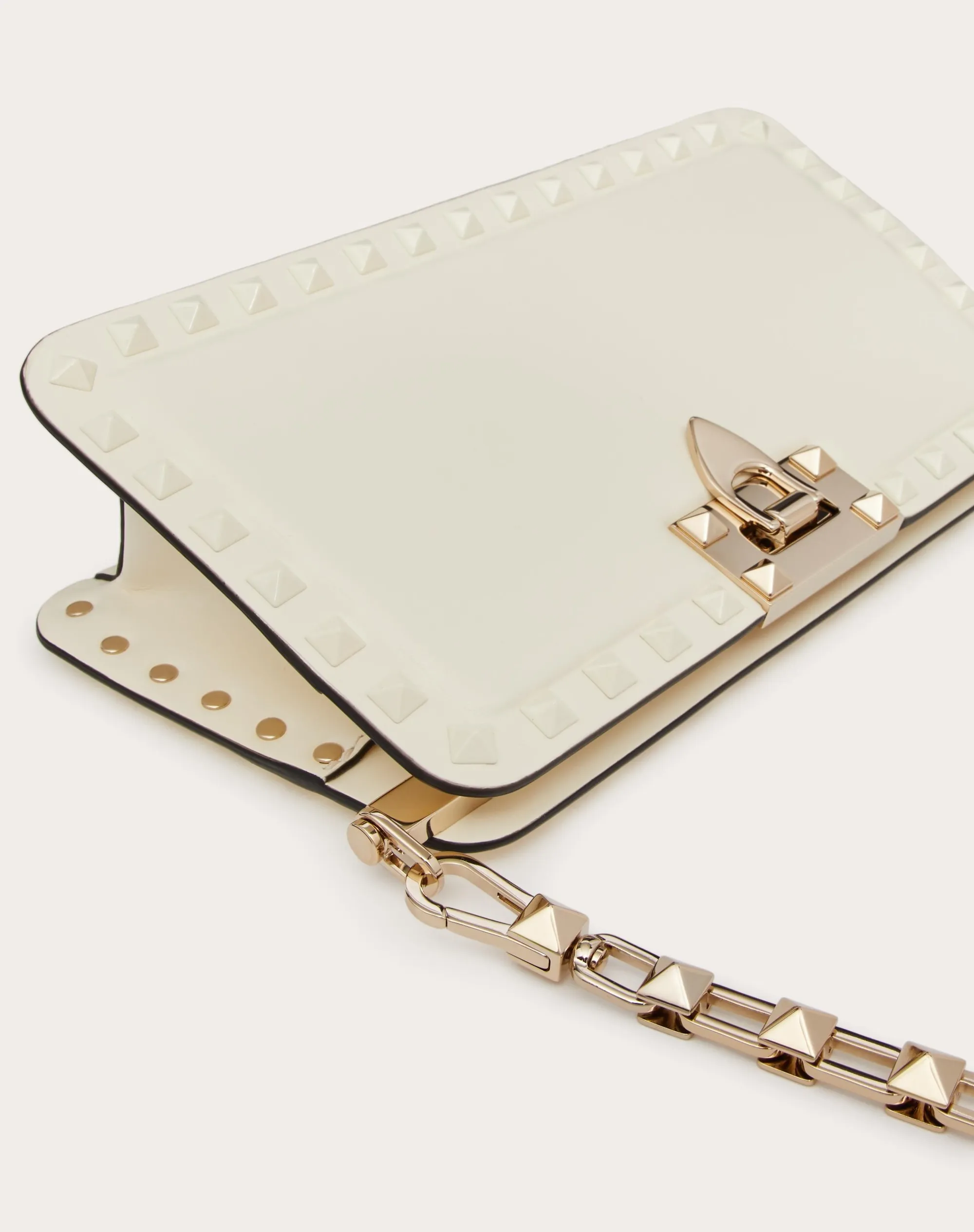 CLUTCH ROCKSTUD IN VITELLO