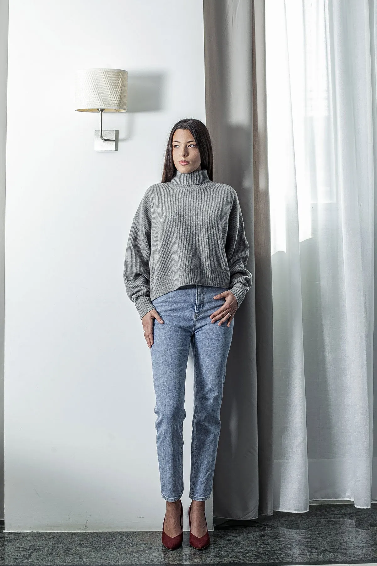 Elegante Maglia Dolcevita Donna Tiff Aperta sulla Schiena - Maglione Donna Invernali - Autunno/Inverno - 100% Pura Lana Vergine 