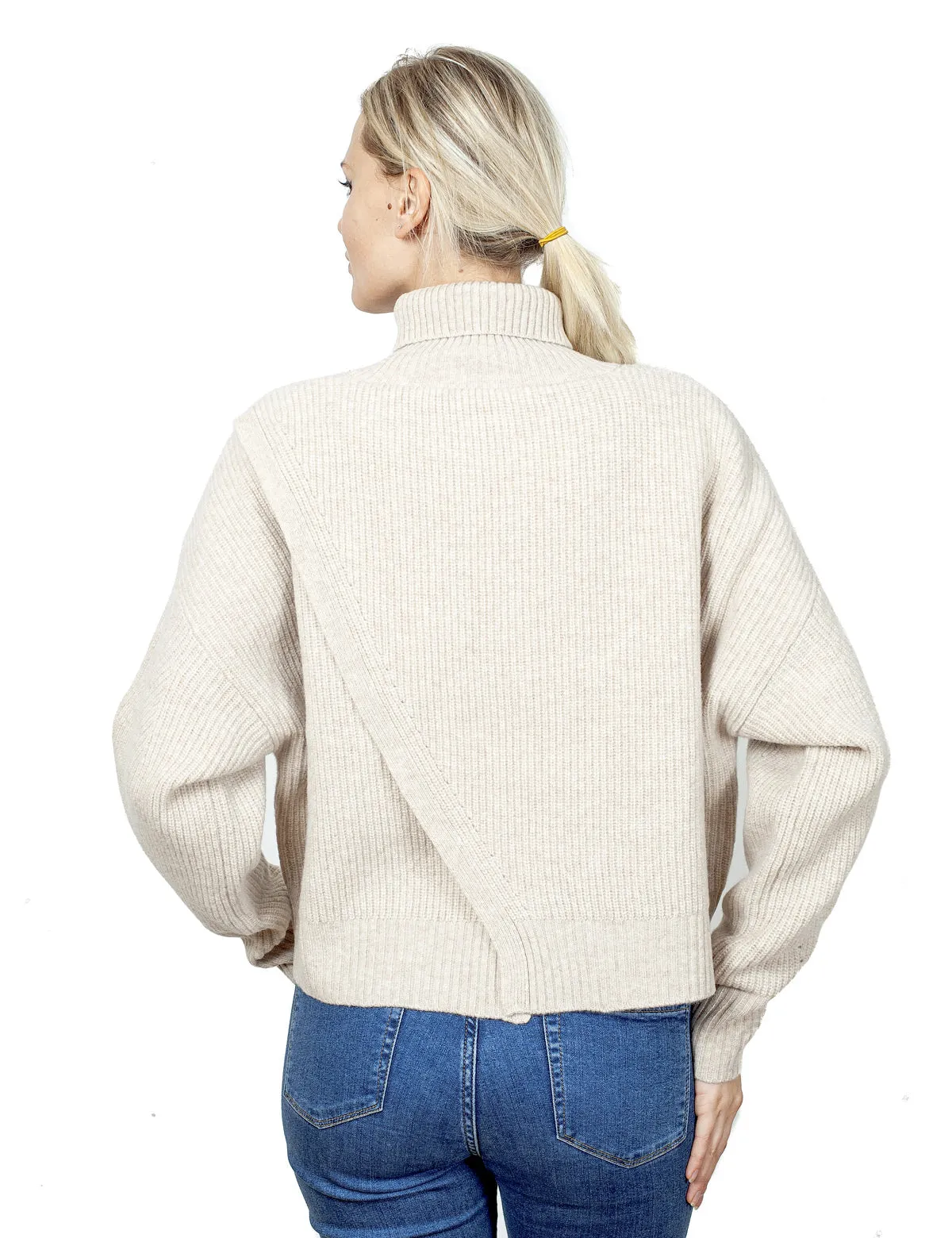 Elegante Maglia Dolcevita Donna Tiff Aperta sulla Schiena - Maglione Donna Invernali - Autunno/Inverno - 100% Pura Lana Vergine 