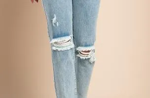 Jeans a gamba dritta, colore azzurro
