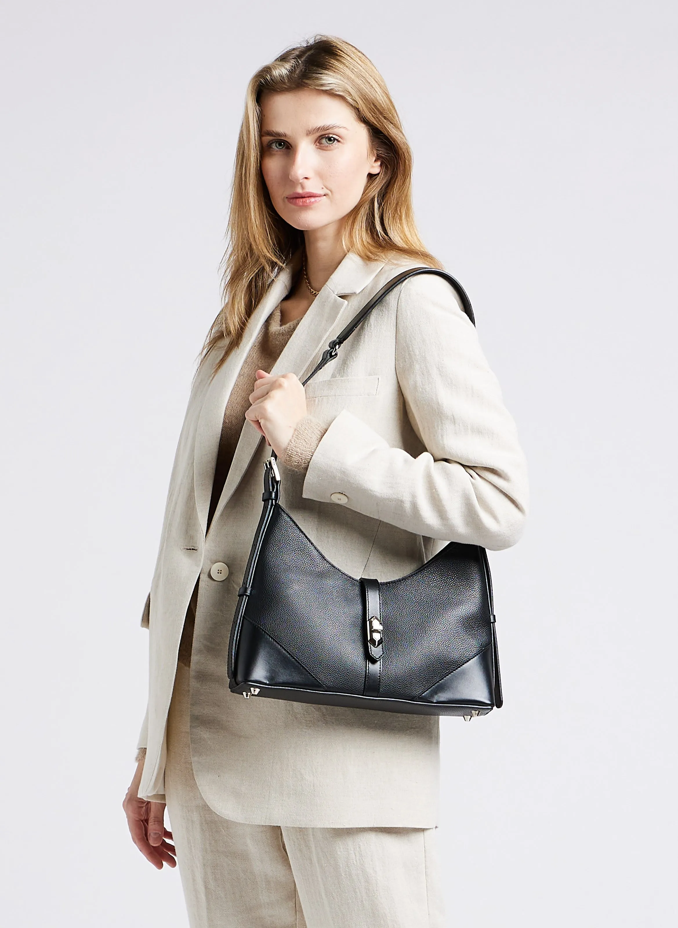  LANCASTER PARIS   MILANO DELTA - Borsa hobo in pelle martellata | Nero