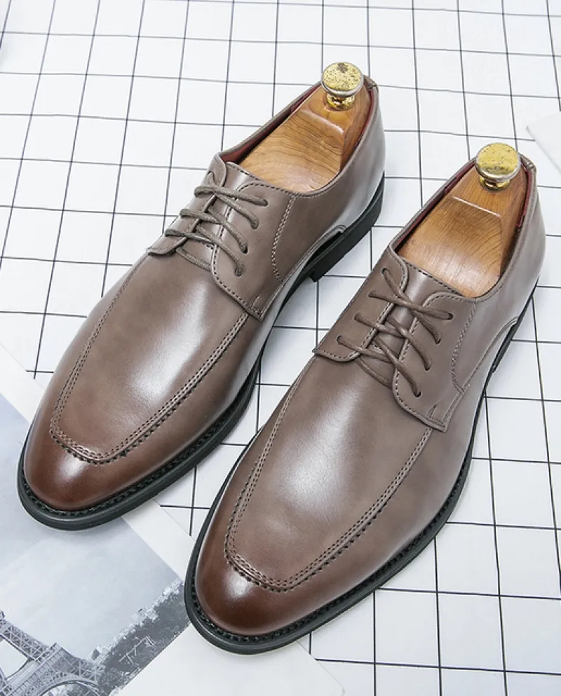 Luxury Designer Gentleman Nero Grigio Marrone Scarpe in pelle per uomo Abito da sposa Prom Ritorno a casa Oxford Sapatos Tenis M