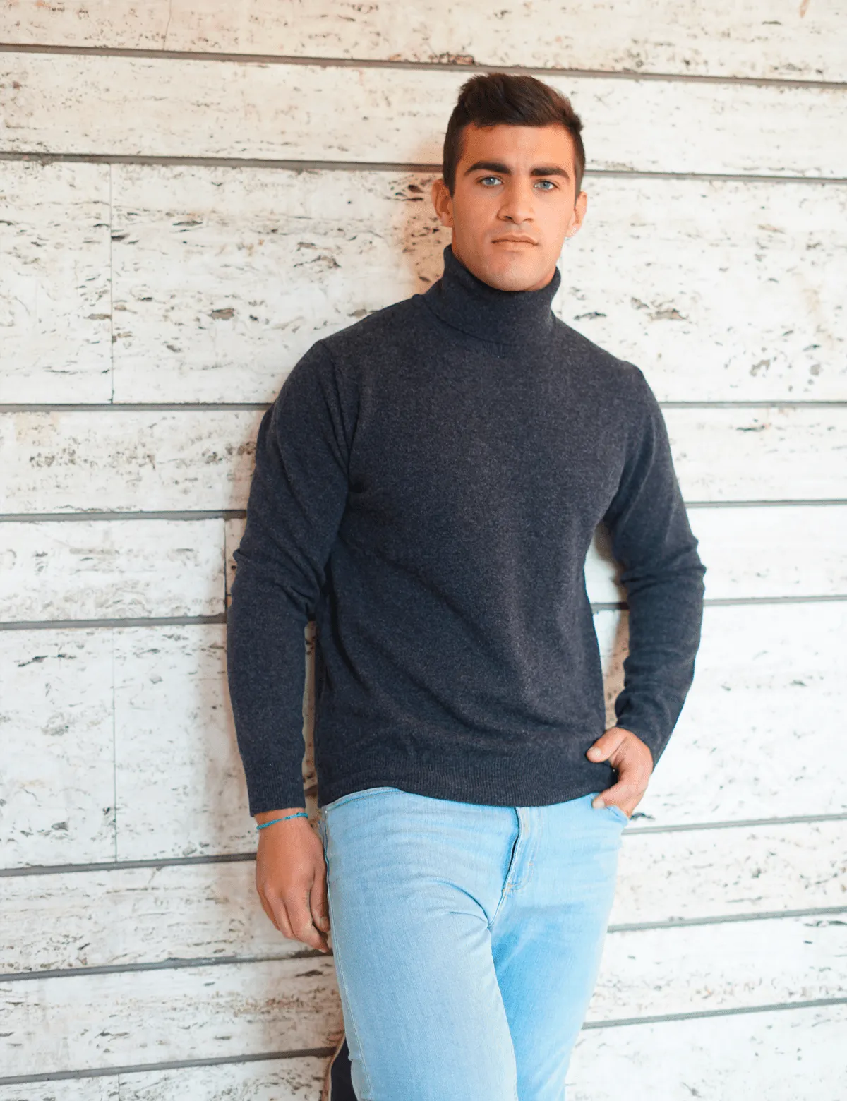 Maglia Dolcevita da Uomo in 100% Lana Merino Extrafine - 100% Made in Italy | Brunella Gori