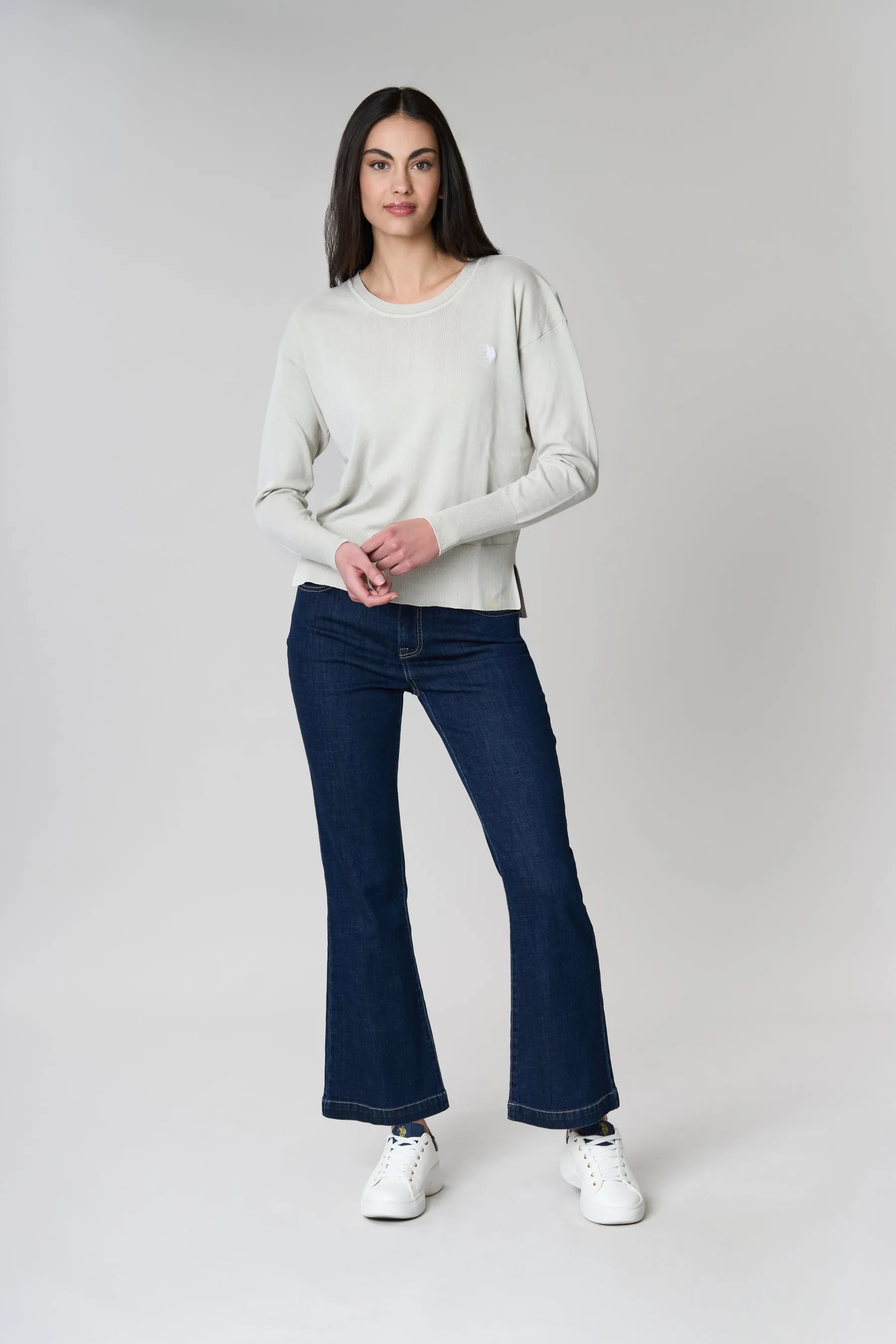 Maglia girocollo in cotone con spacchi laterali e logo