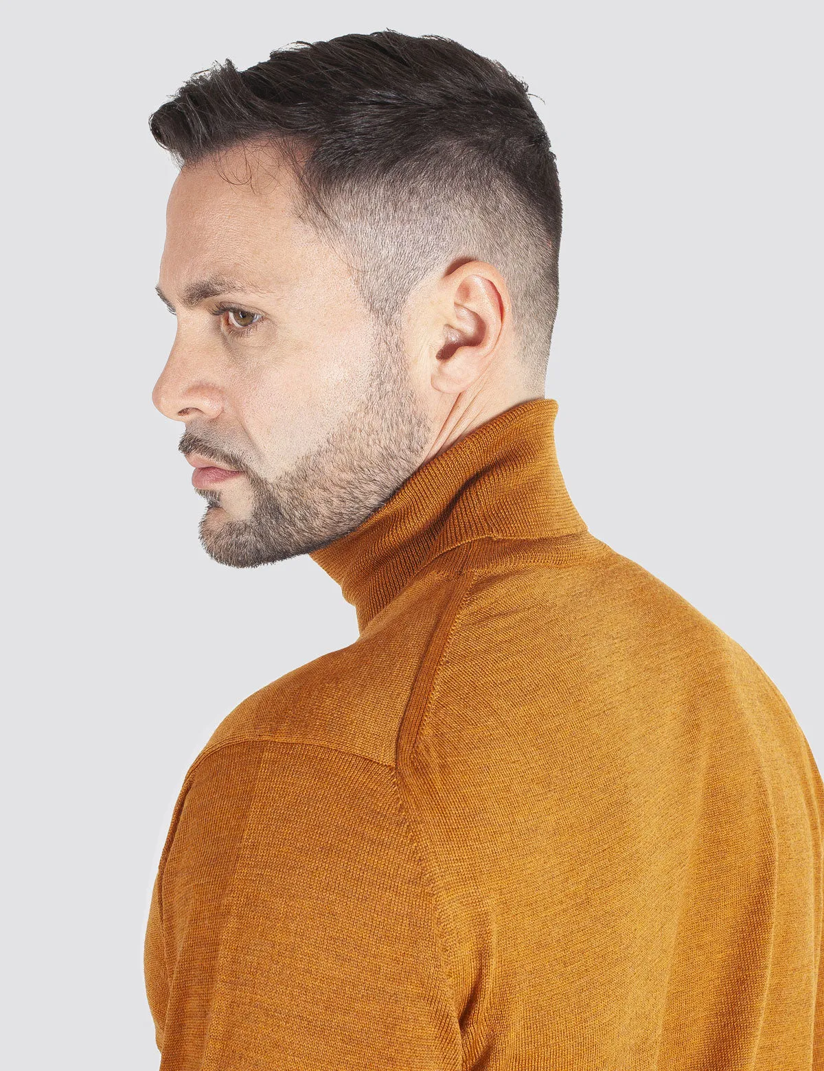 Maglione Dolcevita - Uomo, Autunno/Inverno - 100% Lana Vergine Merino Extrafine Mulesing Free - 100% Made in Italy | Brunella Go