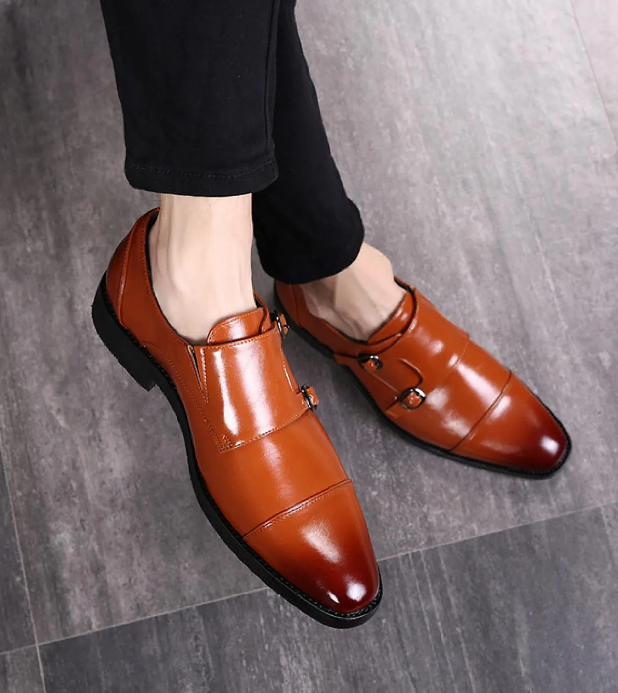 Monk Uomo Scarpe Pu Tinta unita Moda Affari Casual Festa Quotidiano Versatile Scarpa classica con doppia fibbia a tre stadi