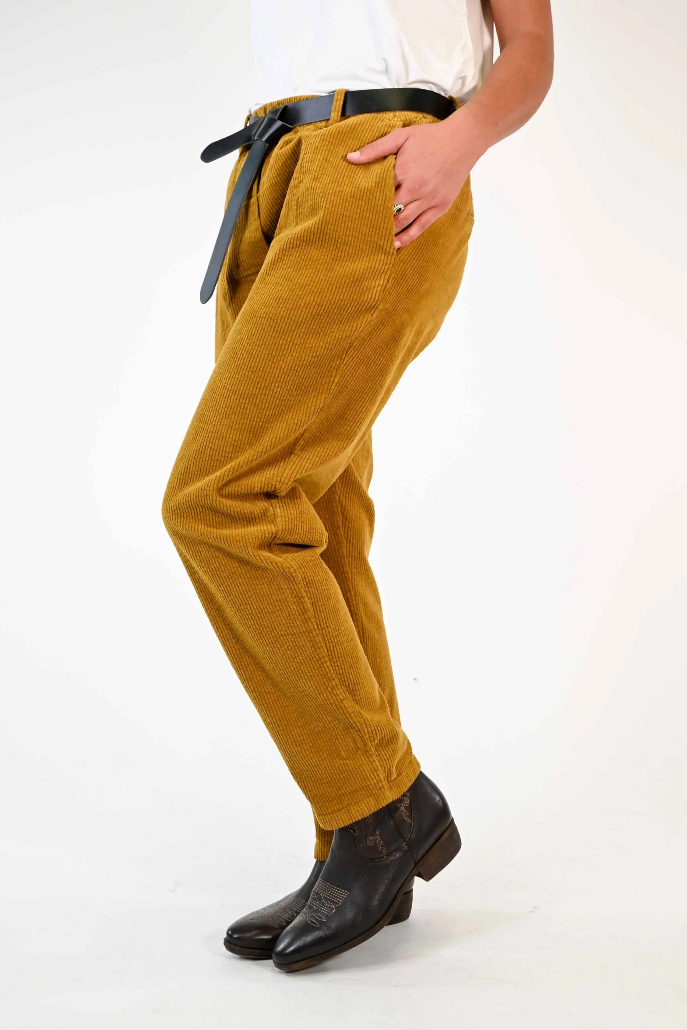 PANTALONE BAGGY IN VELLUTO A COSTE SENAPE