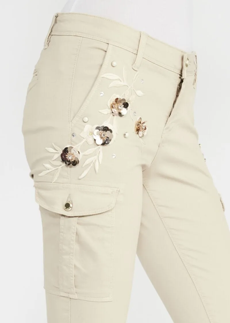Pantaloni cargo con ricamo