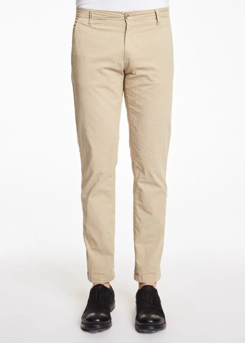 Pantaloni chino con stampa