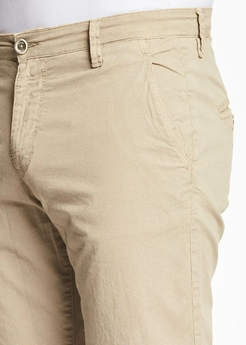 Pantaloni chino con stampa