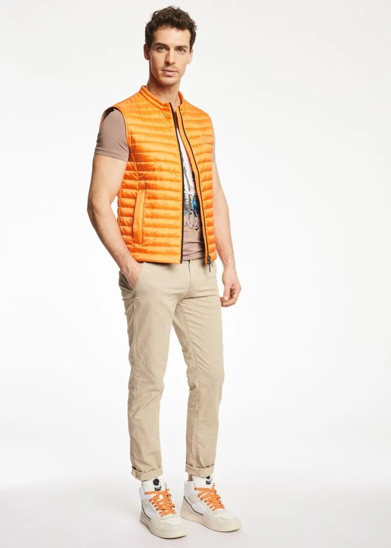 Pantaloni chino con stampa