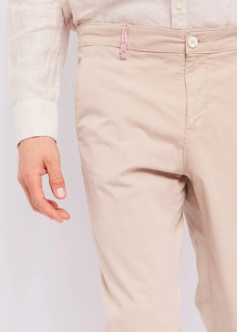 Pantaloni chino in gabardina