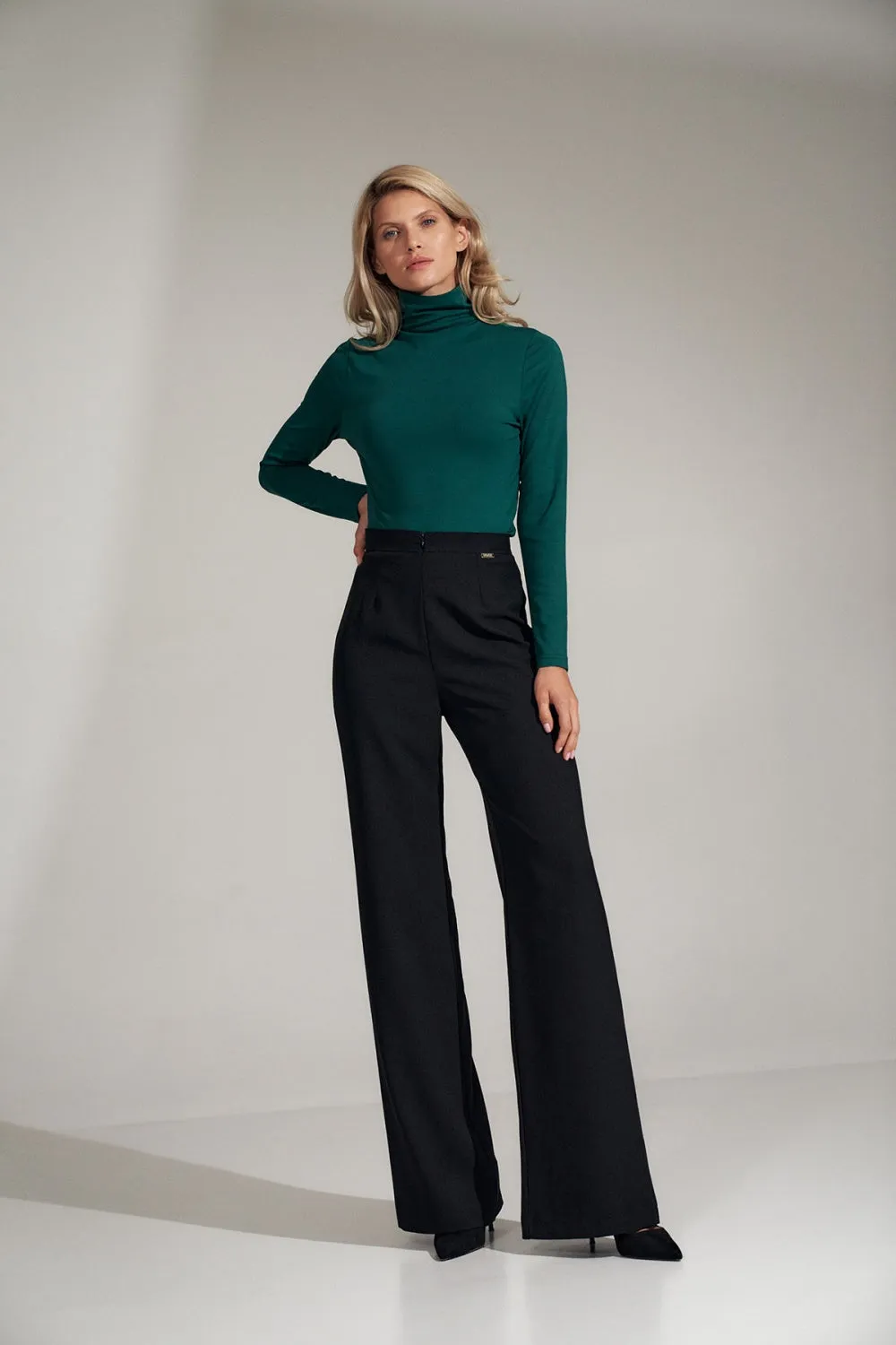 Pantaloni da donna model 150789 Figl