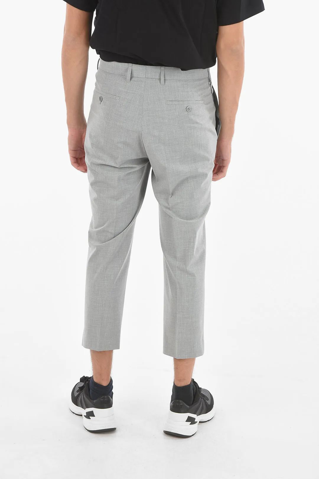 Pantaloni in Cotone Tech a Due Pinces a Vita Bassa