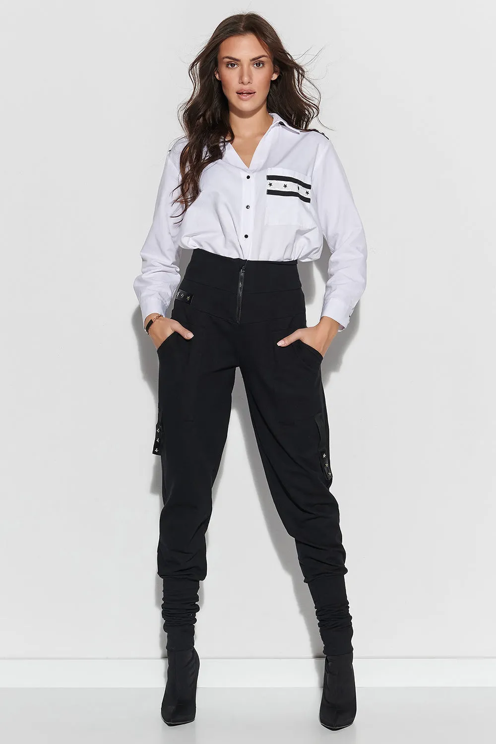 Pantaloni

 model 148917 Numinou