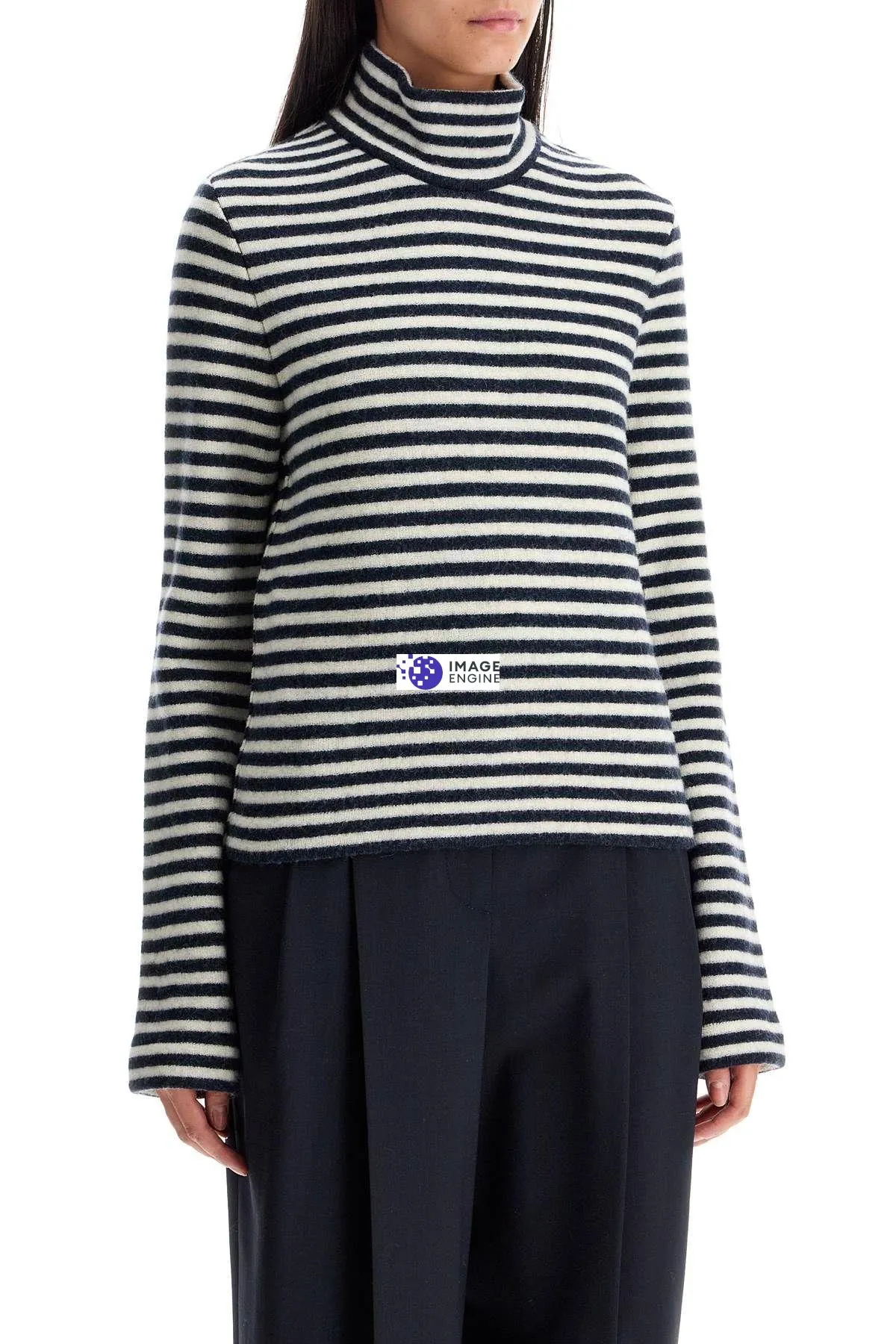 Pullover in maglia di lana cotta a righe