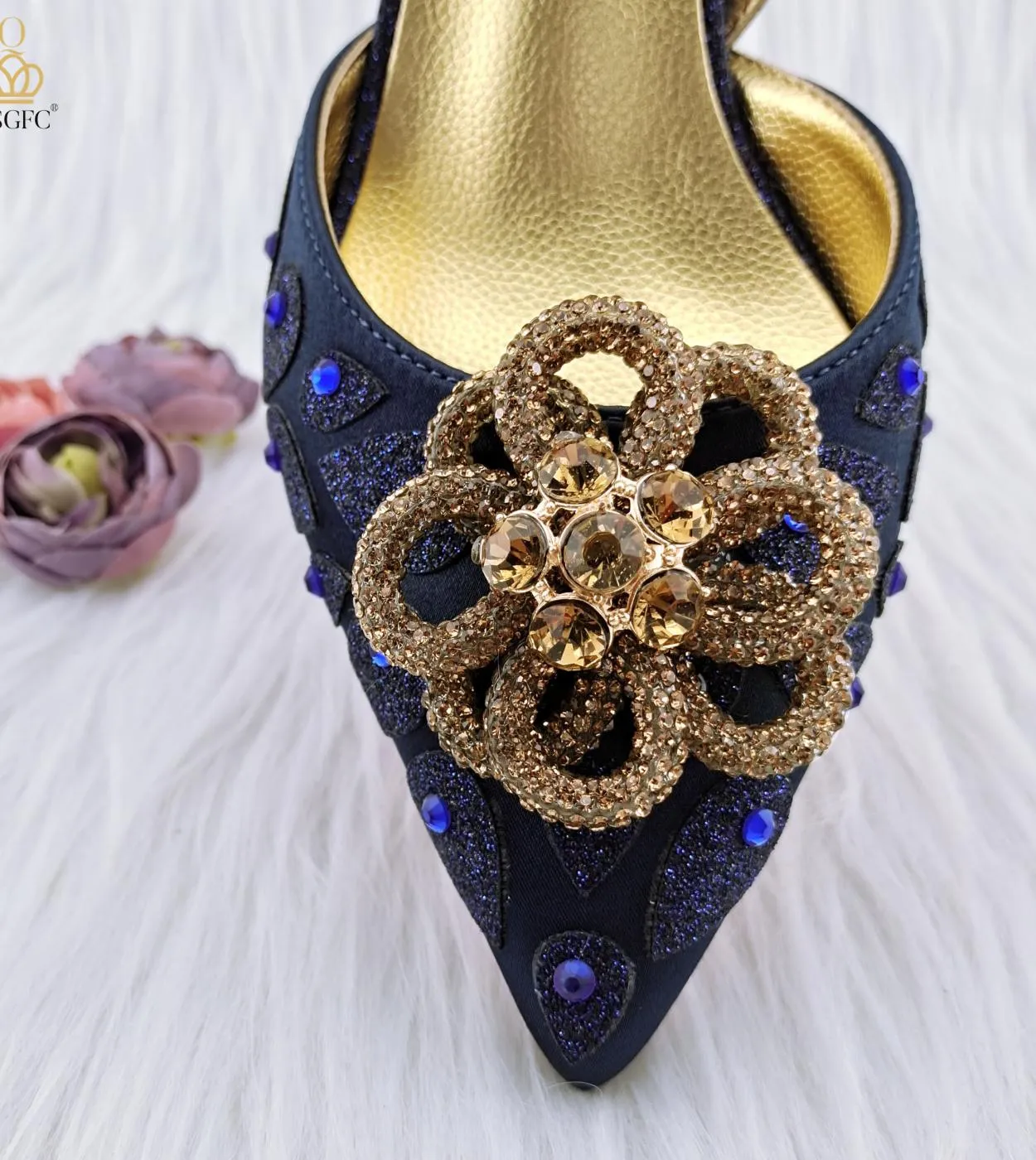 Qsgfc 2023 Borsa a mano da donna in stile classico abbinata a tacchi alti Set di scarpe e borsa per la festa nuziale africana