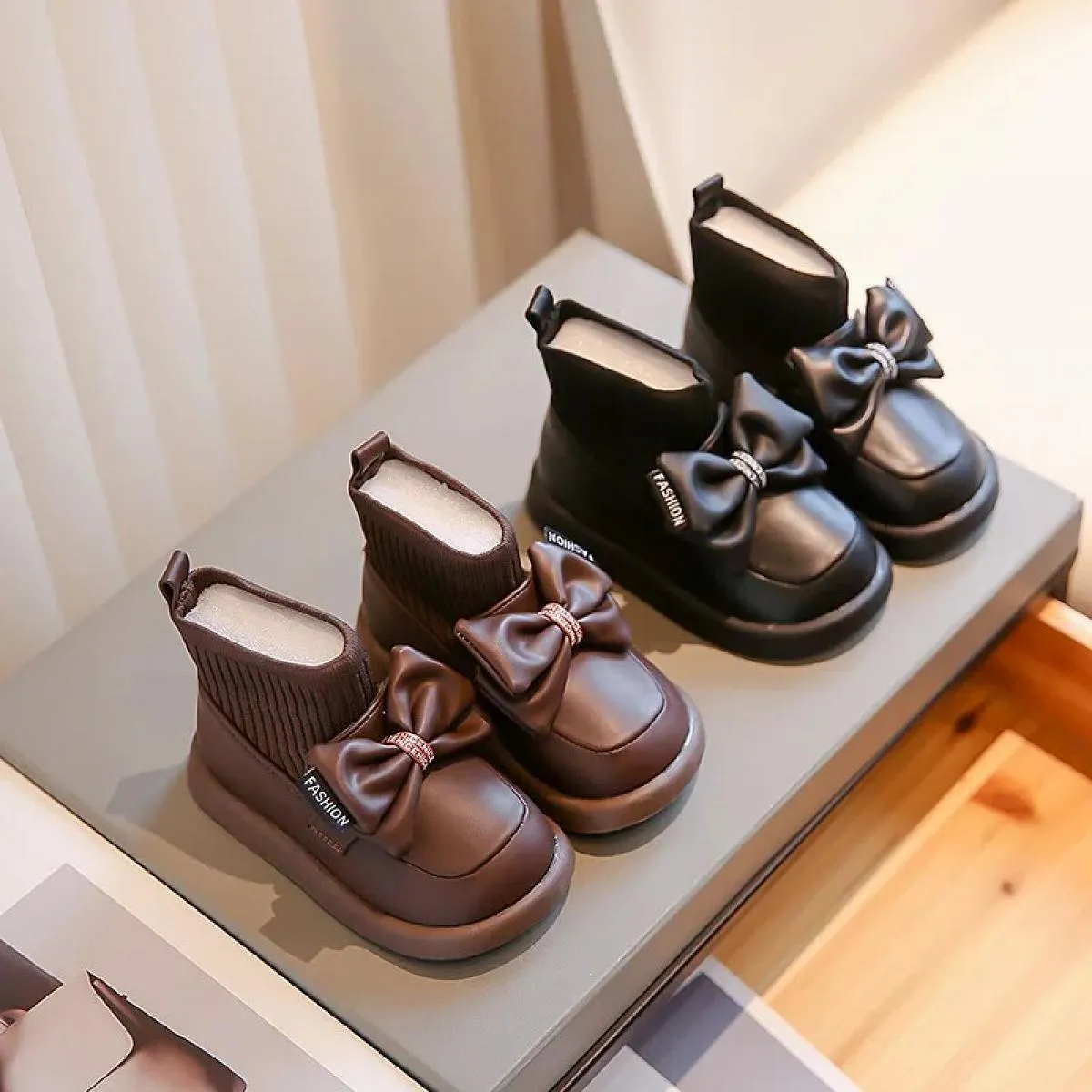 Ragazze antiscivolo scarpe da principessa moda per bambini arco elegante uniforme britannica scarpe da scuola per bambini nuovi