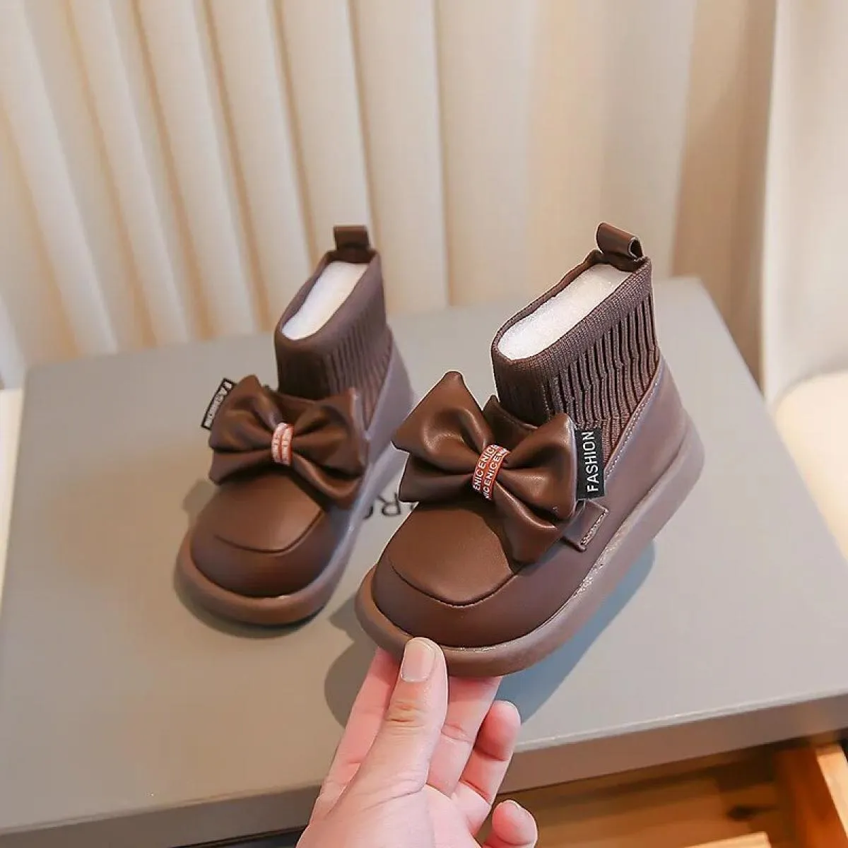Ragazze antiscivolo scarpe da principessa moda per bambini arco elegante uniforme britannica scarpe da scuola per bambini nuovi
