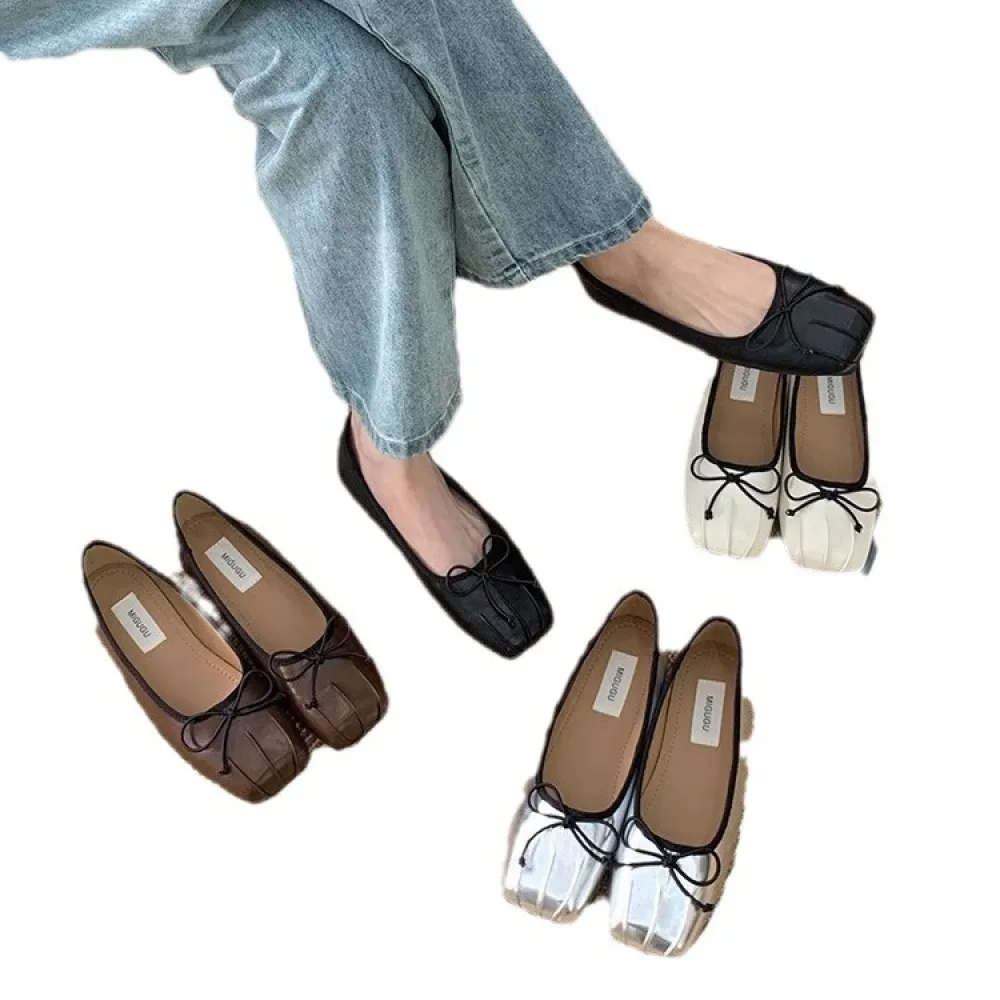 Scarpe a cuffia piatte nere con bocca superficiale per donna, primavera e autunno 2024 scarpe scoop per pendolari francesi di nu