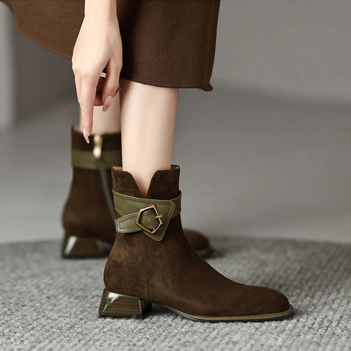 Scarpe da donna Stivali da moto in pelle scamosciata alla caviglia Moda invernale Goth Nuova tendenza 2023 Stivali Chelsea Stiva