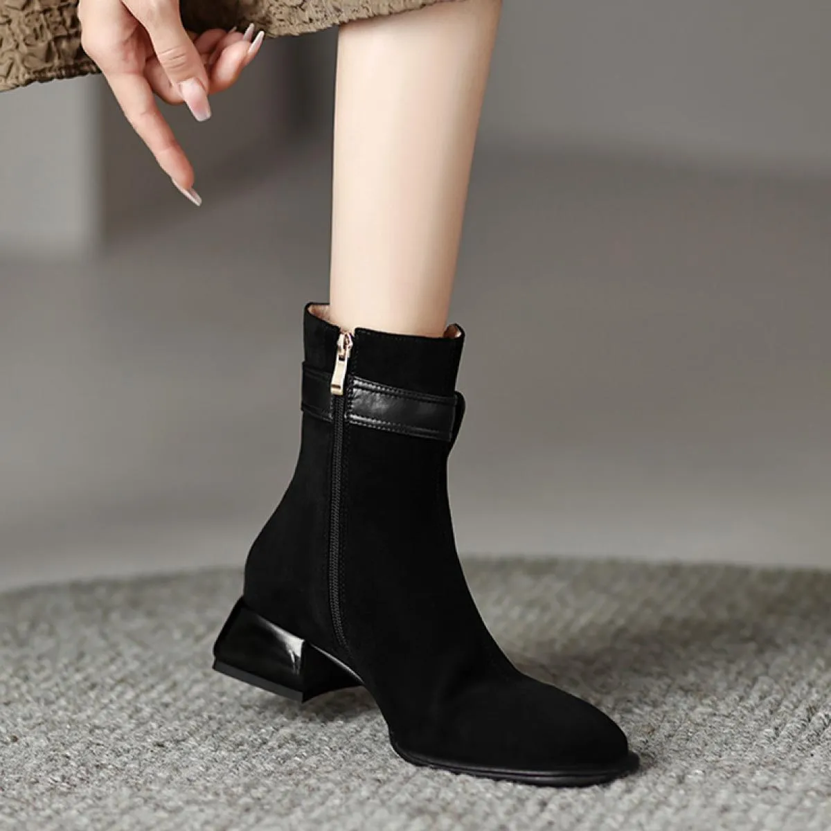 Scarpe da donna Stivali da moto in pelle scamosciata alla caviglia Moda invernale Goth Nuova tendenza 2023 Stivali Chelsea Stiva