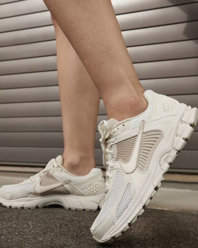 Scarpe Nike W ZOOM VOMERO 5