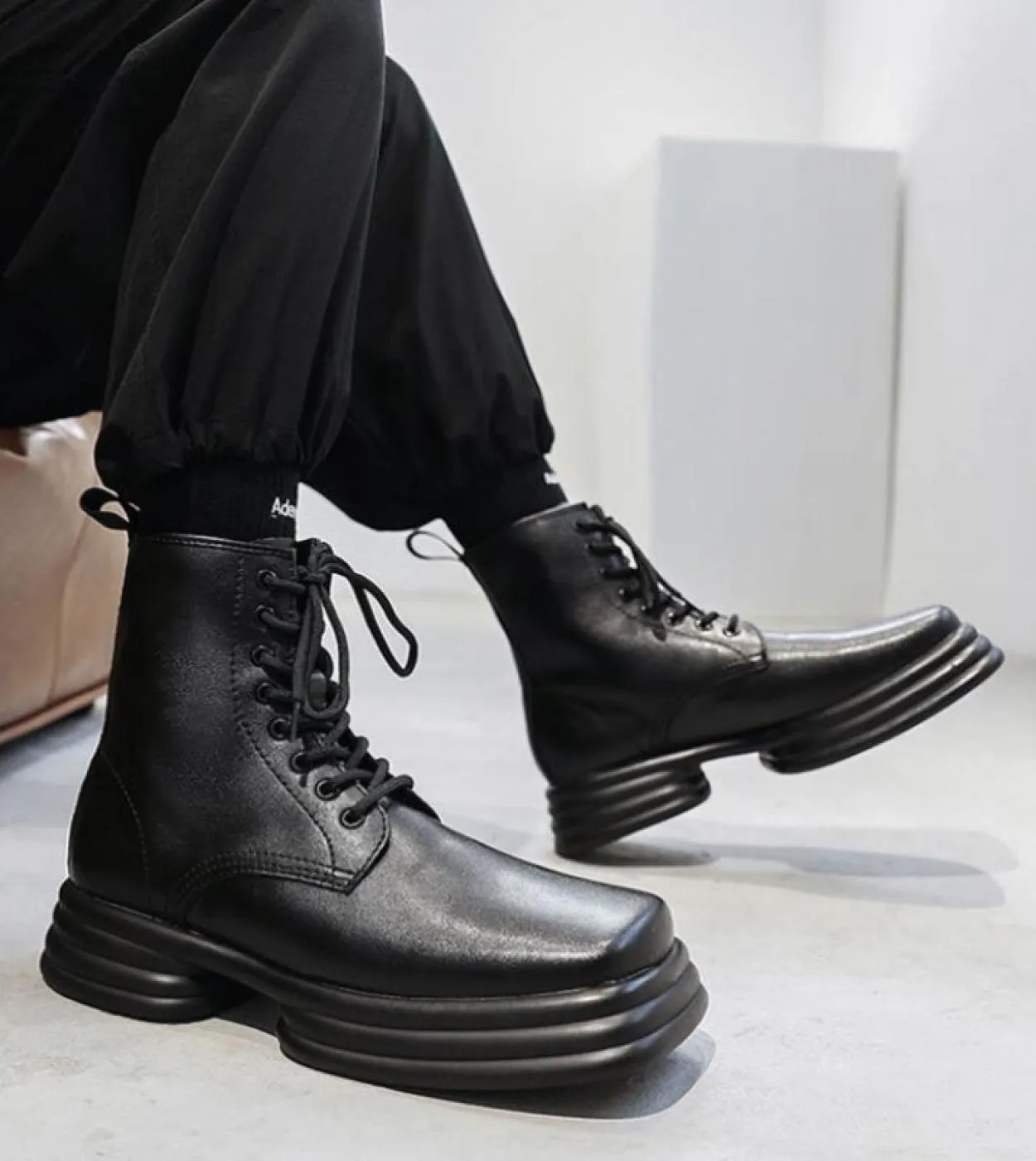 Stivali da moto da uomo con plateau Scarpe con tacco da uomo di lusso Scarpe da uomo con stivali da società punk Stivali da uomo