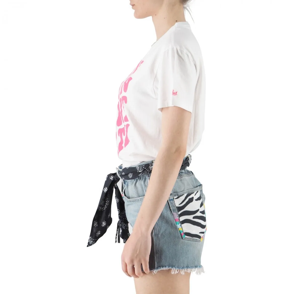 T-Shirt Emilie Con Ricamo Love Is In Saint Barth