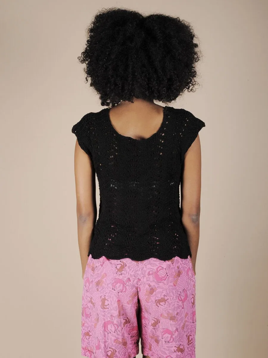 Top crochet nero in cotone fatto a mano