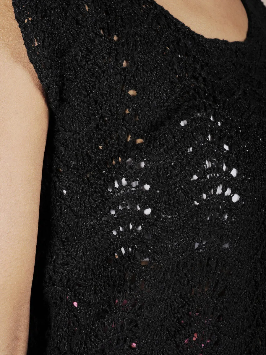 Top crochet nero in cotone fatto a mano
