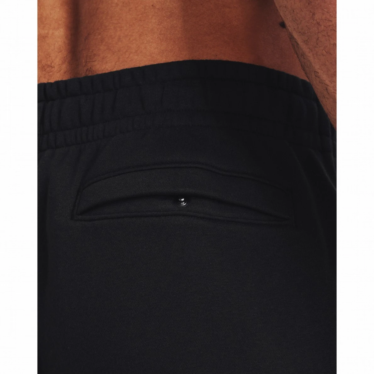     Under Armour Essential Fleece Jogger